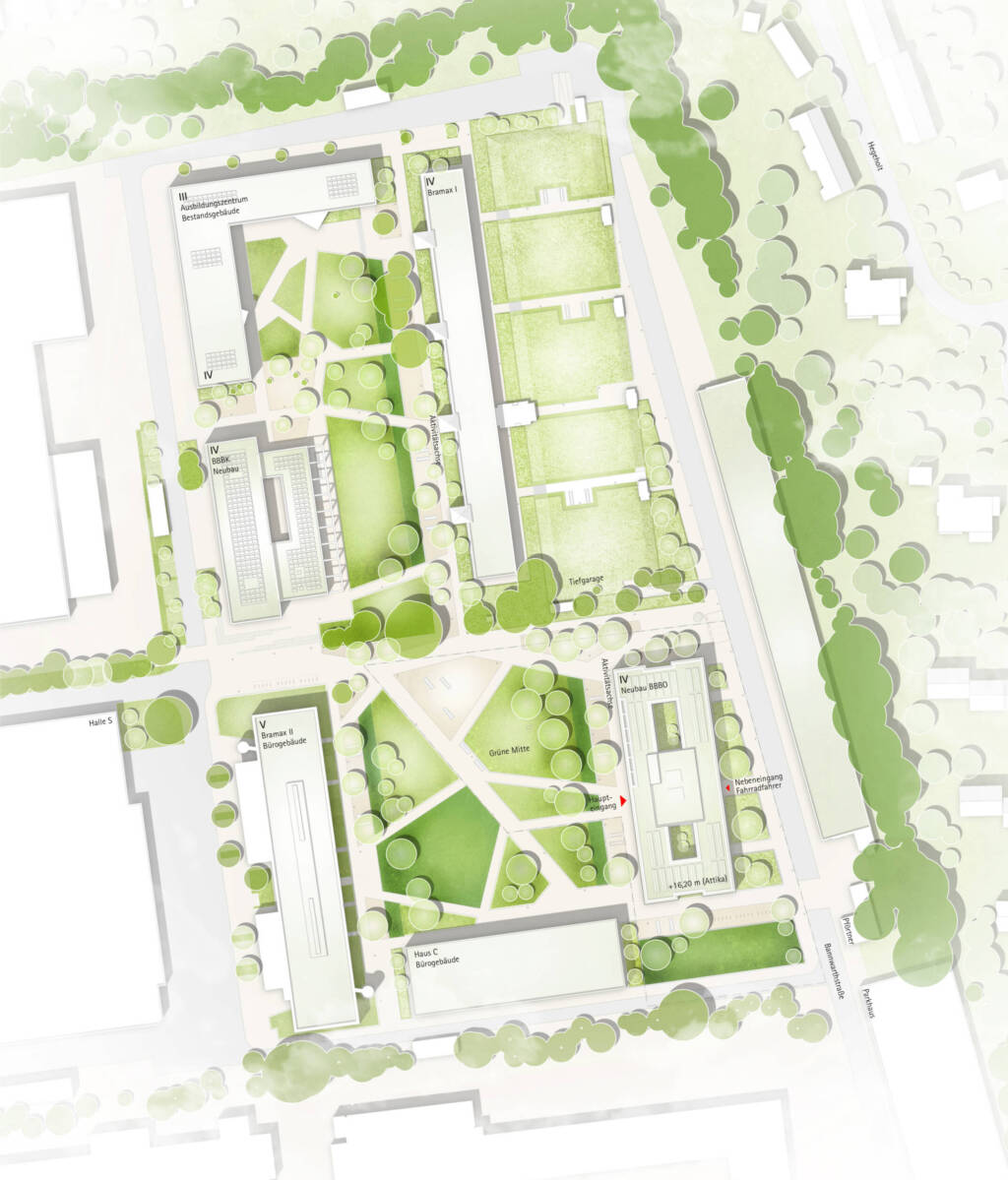 Der Lageplan zeigt den Campus der Hamburger Energienetze GmbH aus der Vogelperspektive. Mehrere langgestreckte Bürogebäude gruppieren sich um eine zentrale, parkartig gestaltete grüne Mitte mit sich kreuzenden Fußwegen, Rasenflächen und zahlreichen Bäumen. Das Bürogebäude Ost liegt rechts der grünen Mitte. Baumreihen, Vegetationsflächen und Wege verbinden den Neubau mit den angrenzenden Gebäuden und den umliegenden Straßen.
